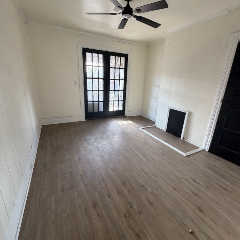 7307 Idlewild St #1 - Photo 3 of 9