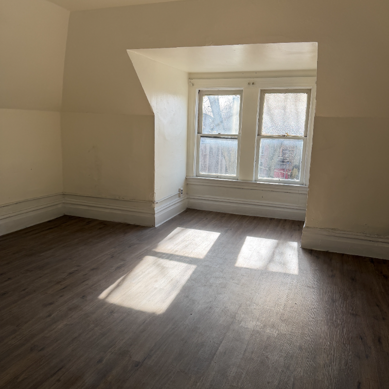 7307 Idlewild St #1 - Photo 5 of 9