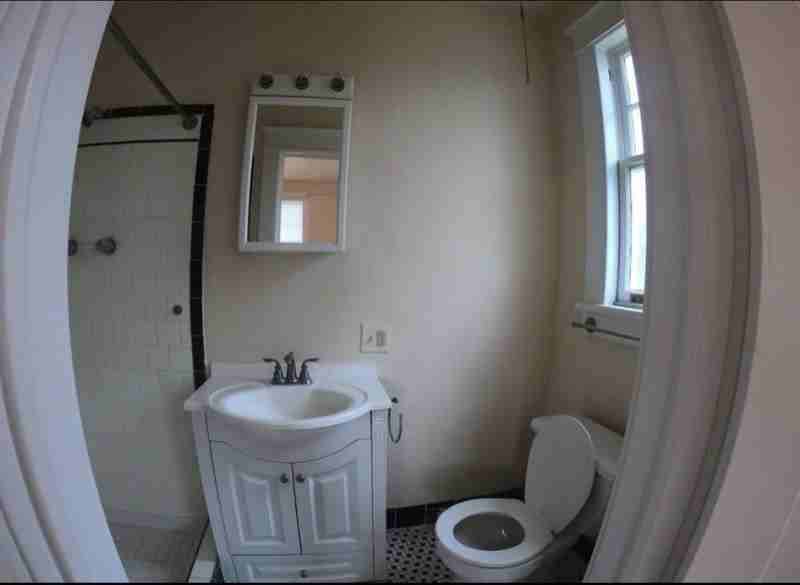 5526 S Galvez St - Photo 6 of 8