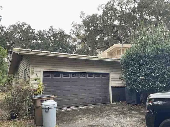 1477 Se Inglewood Ave - Photo 2 of 16