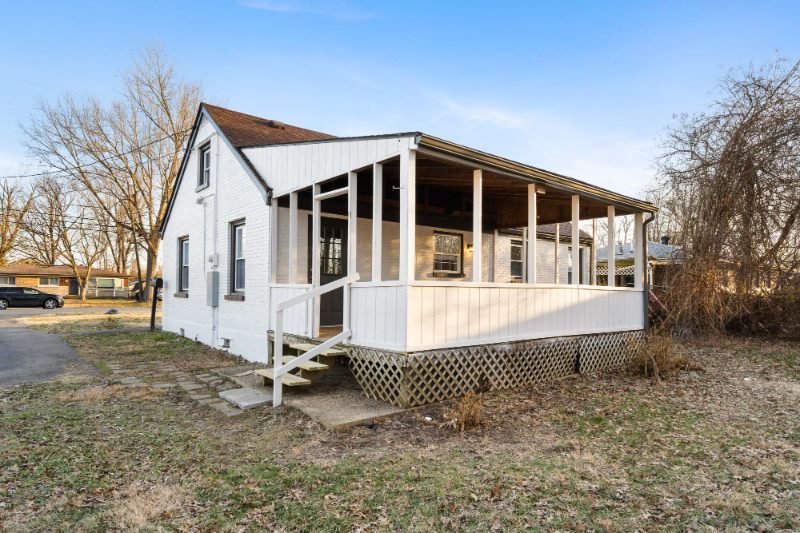 6508 South Dr - Photo 7 of 20