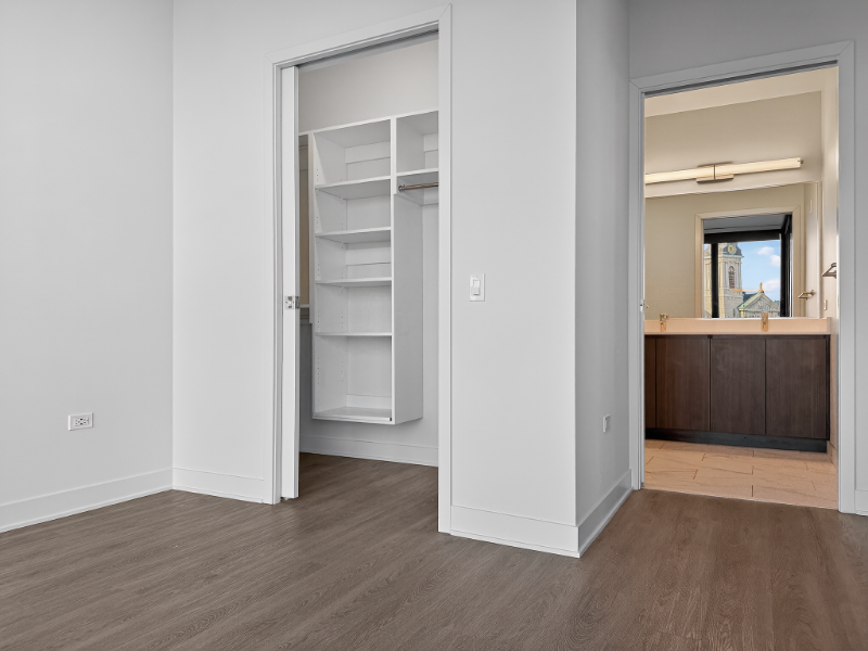 736 N Aberdeen St #602 - Photo 7 of 20