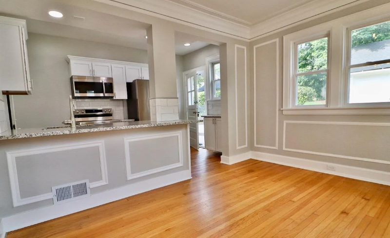 316 S 50th Ave - Photo 2 of 10