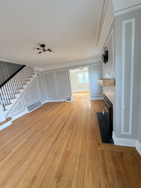 316 S 50th Ave - Photo 5 of 10