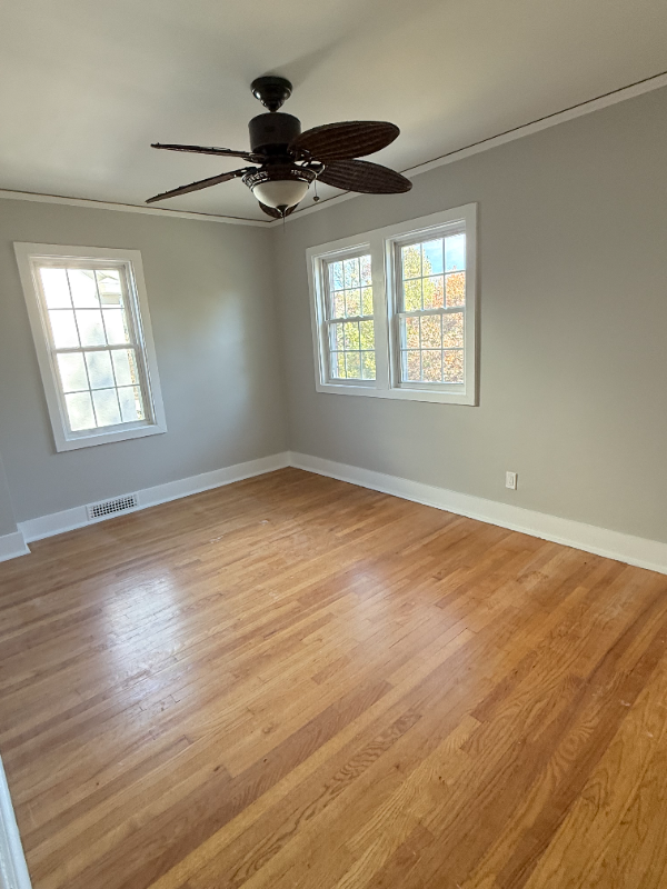 316 S 50th Ave - Photo 7 of 10