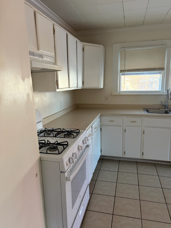 5834 E 20th St - Photo 3 of 4