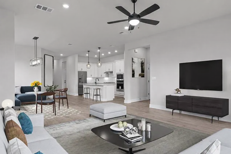 125 Cibolo Creek Loop - Photo 2 of 9