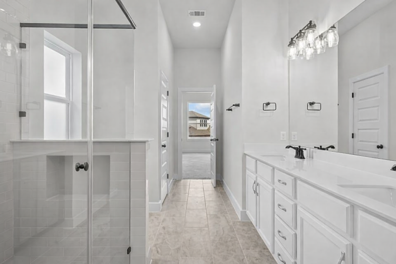 125 Cibolo Creek Loop - Photo 4 of 9