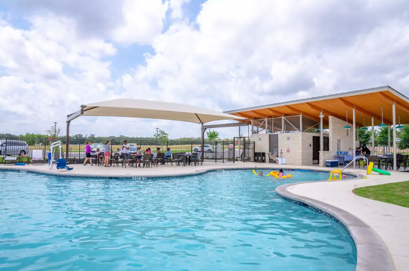 125 Cibolo Creek Loop - Photo 7 of 9