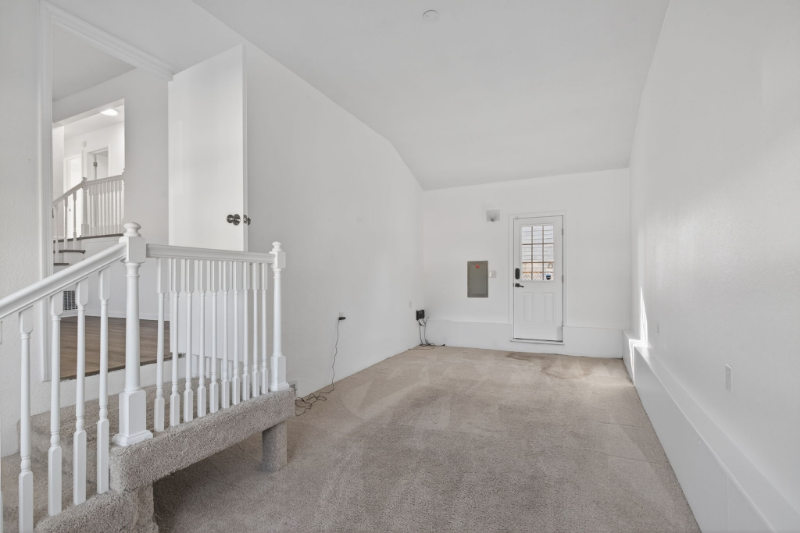 1013 Sherry Ave - Photo 5 of 20