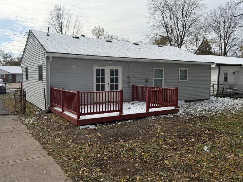 3221 August Ave - Photo 2 of 7