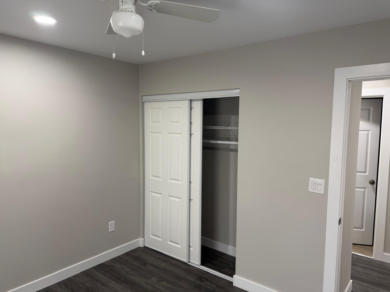 3221 August Ave - Photo 3 of 7