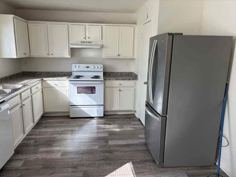 3152 Heritage Ln - Photo 7 of 13