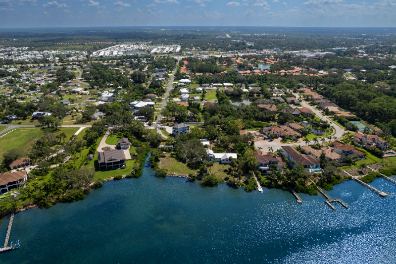 331 Roberts Rd - Photo 2 of 16