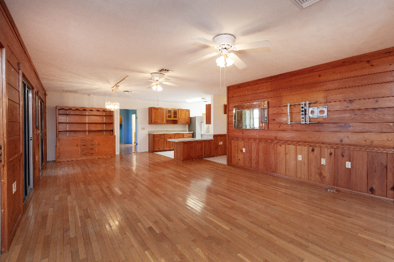 331 Roberts Rd - Photo 4 of 16