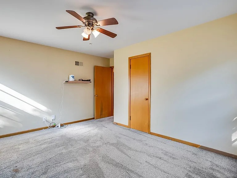 2045 N Payne Ave - Photo 3 of 15