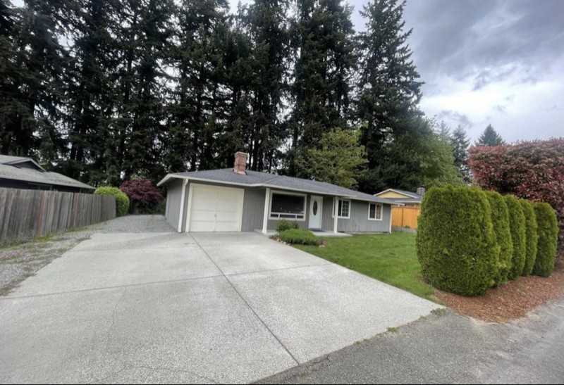 3003 193rd Pl Se - Photo 2 of 8