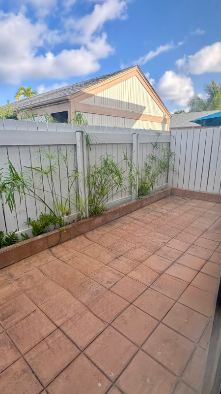 7007 Hawaii Kai Dr - Photo 7 of 7