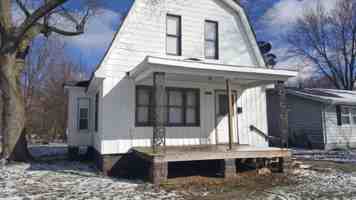 featured image of 775 E Vineyard Ave