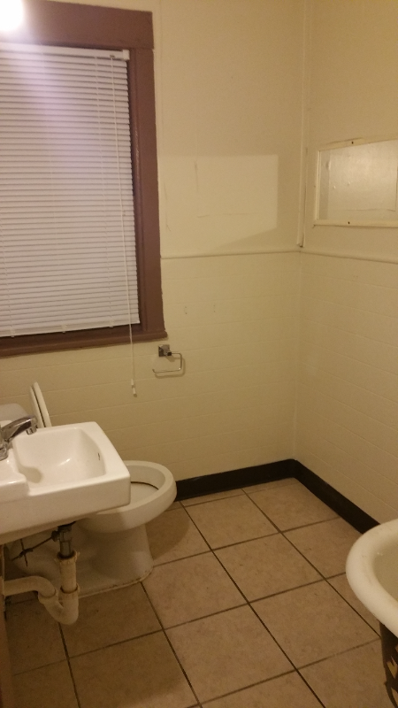 775 E Vineyard Ave - Photo 7 of 13