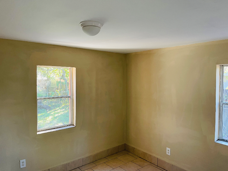 1719 Fairfax St - Photo 4 of 9