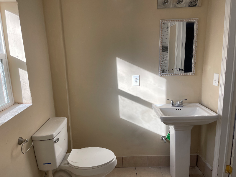 1719 Fairfax St - Photo 5 of 9