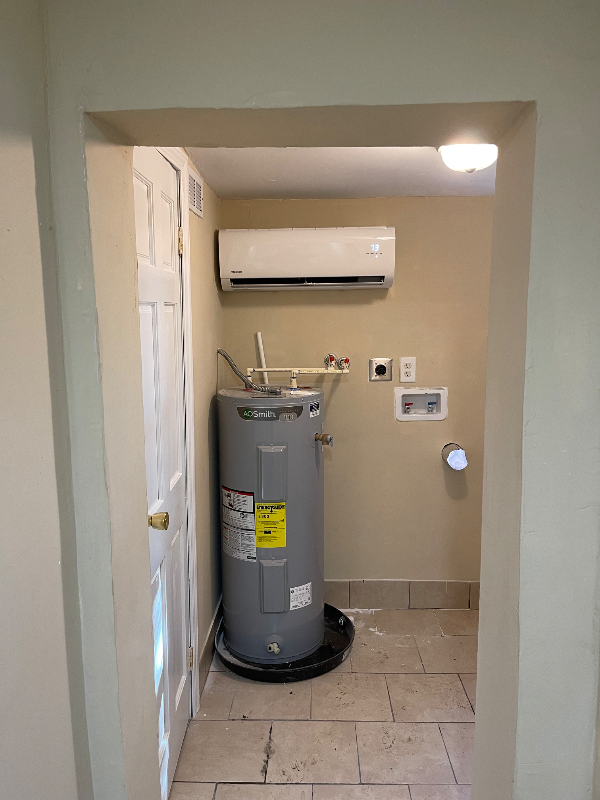 1719 Fairfax St - Photo 7 of 9