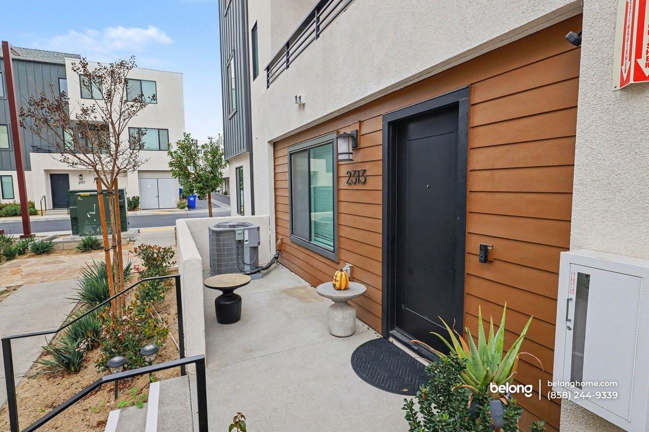 2313 Acara Cir - Photo 4 of 25