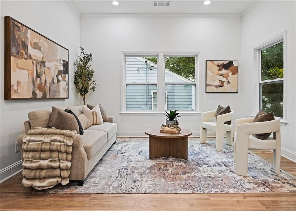 1271 Pine Ave - Photo 6 of 12