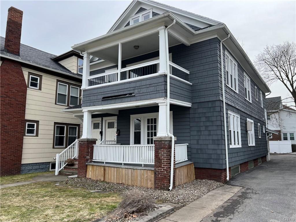 2018 James St - Photo 4 of 32