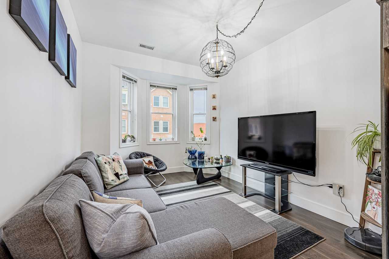 760 Lawrence Avenue West #115 - Photo 5 of 29