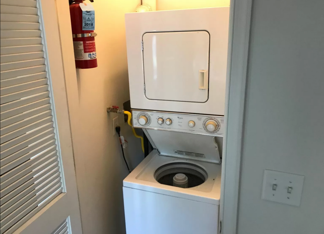 710 6th Ave - Photo 4 of 19