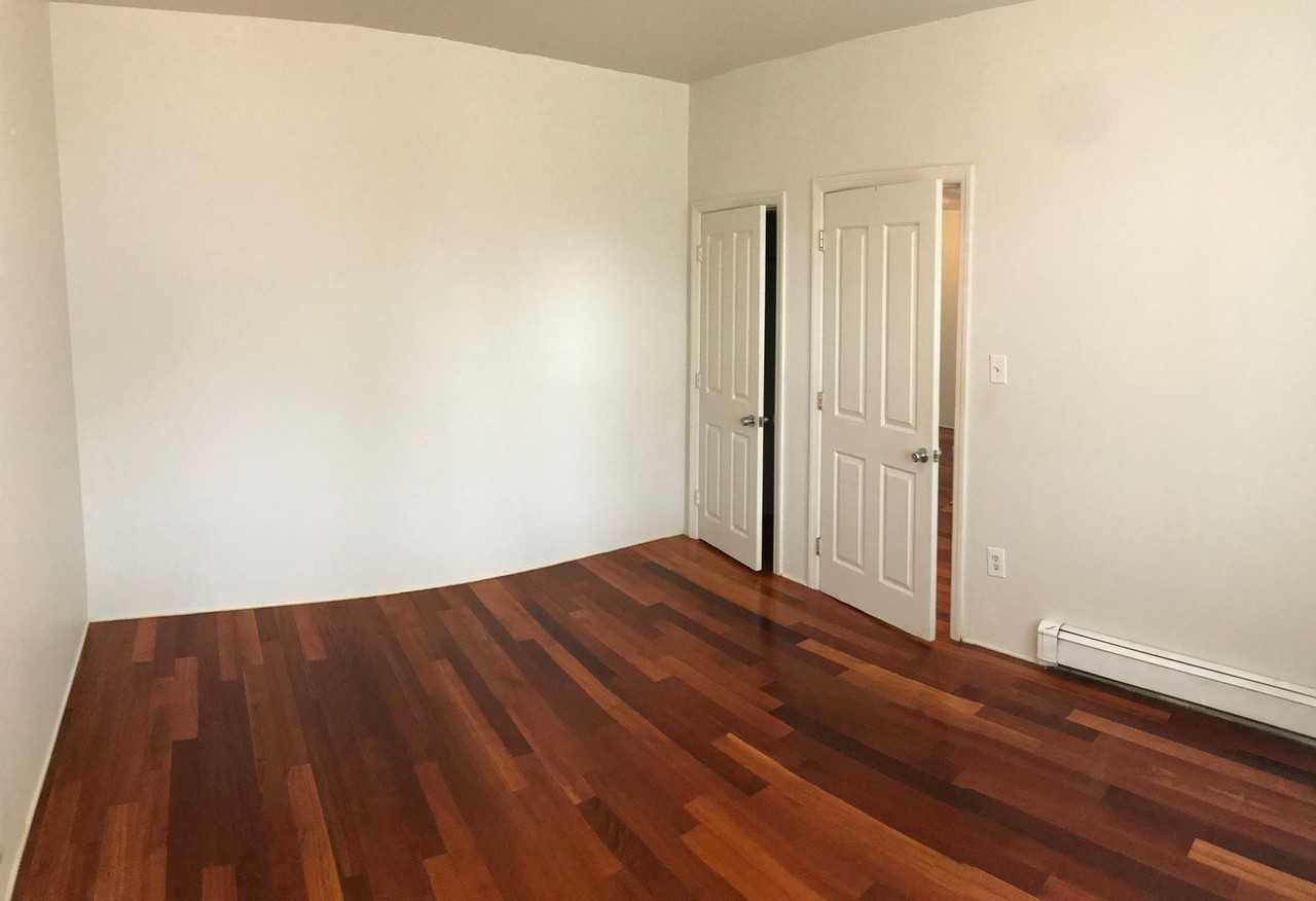 710 6th Ave - Photo 7 of 19