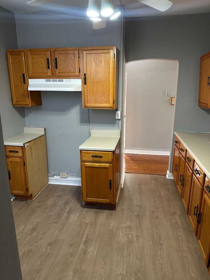 8019-25 S Champlain Ave Chicago IL - Photo 5 of 9