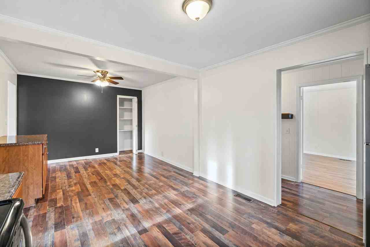 2033 Laura Dr - Photo 2 of 24