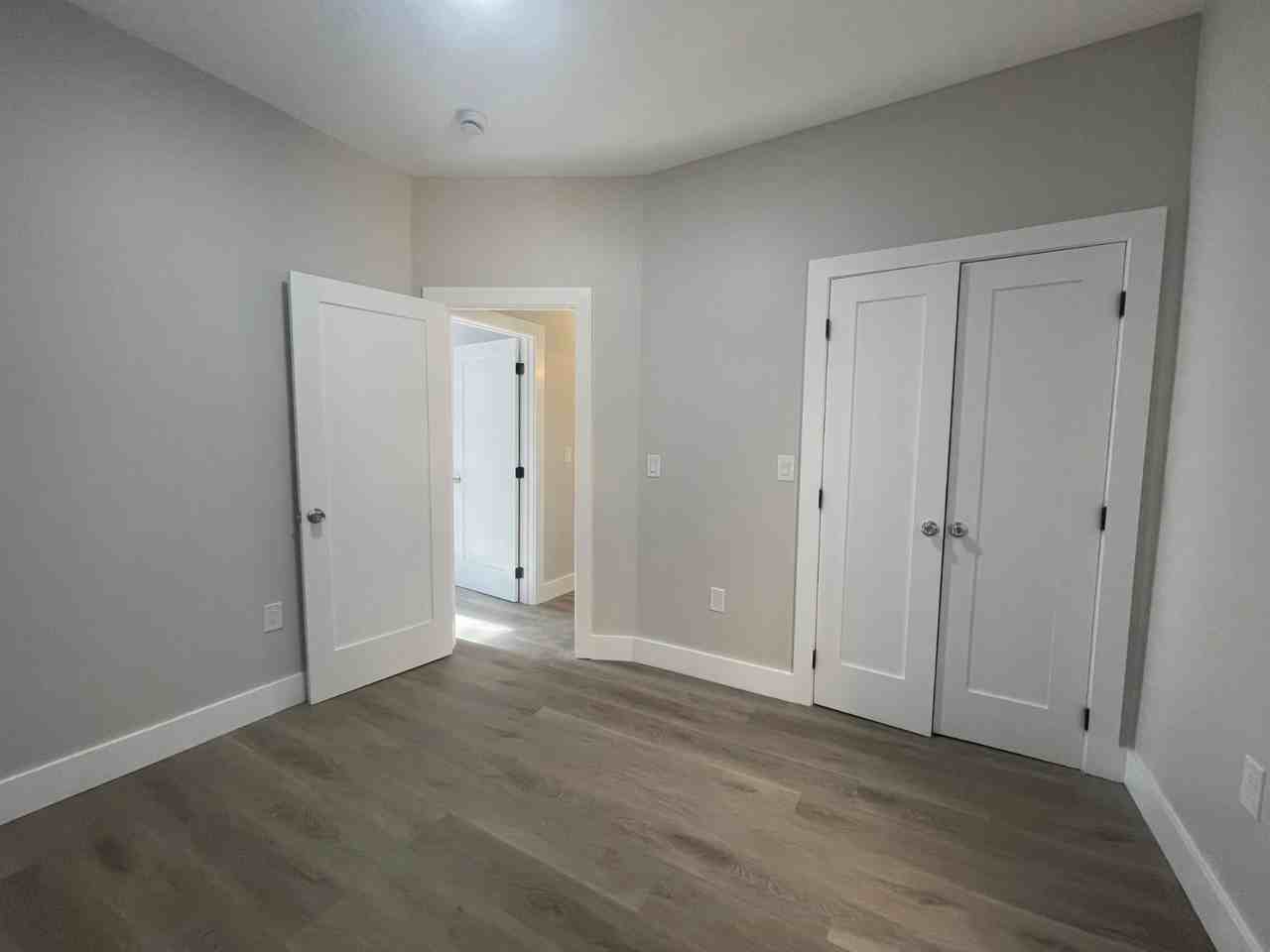 47 Duncan Ave - Photo 4 of 13