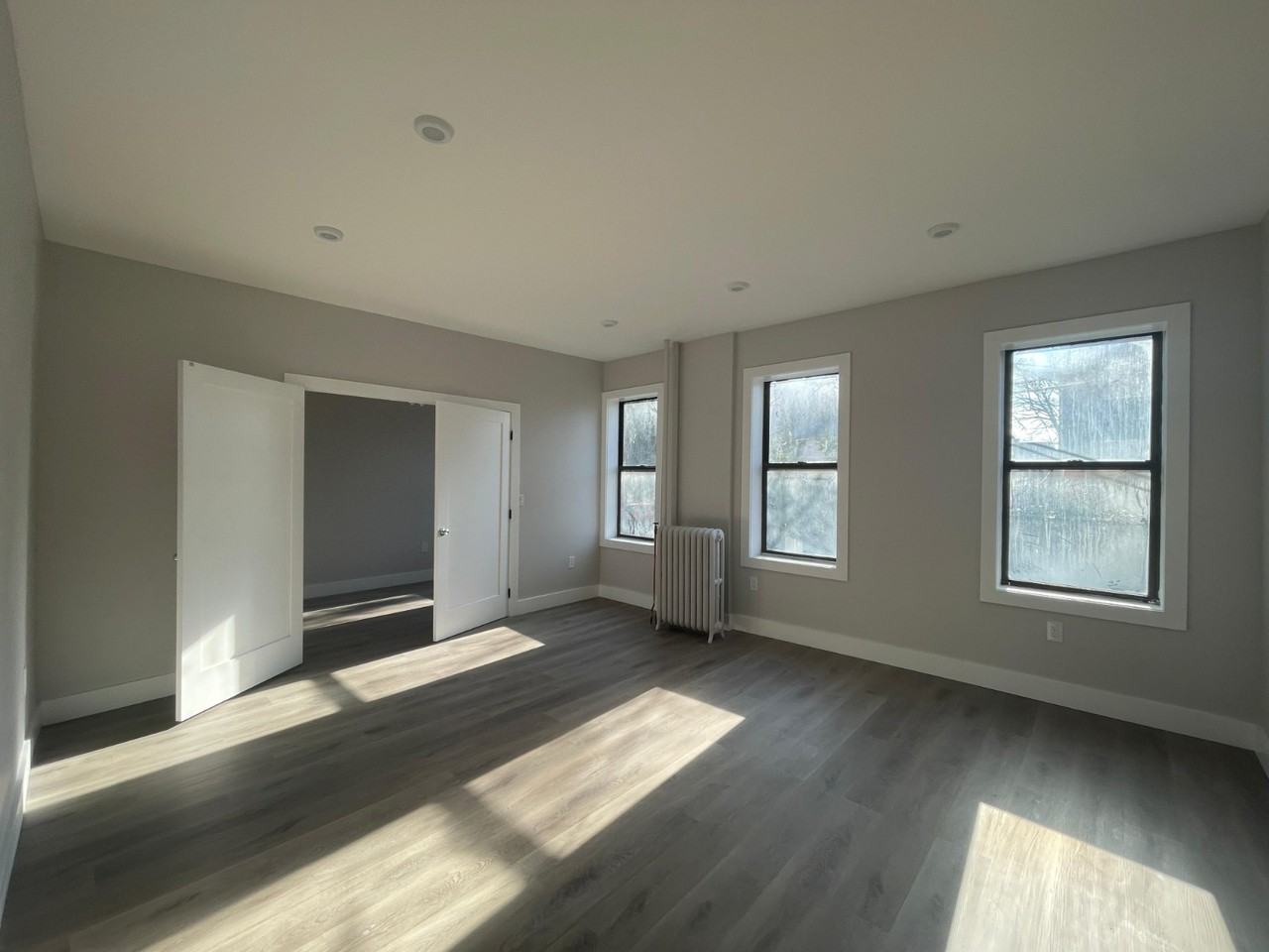 47 Duncan Ave - Photo 6 of 13