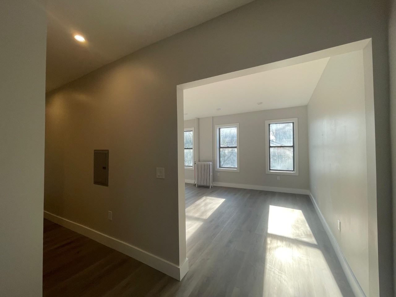 47 Duncan Ave - Photo 7 of 13