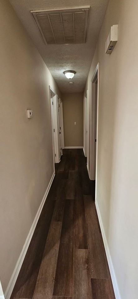 142 Wooded Oak Ct - Photo 4 of 9