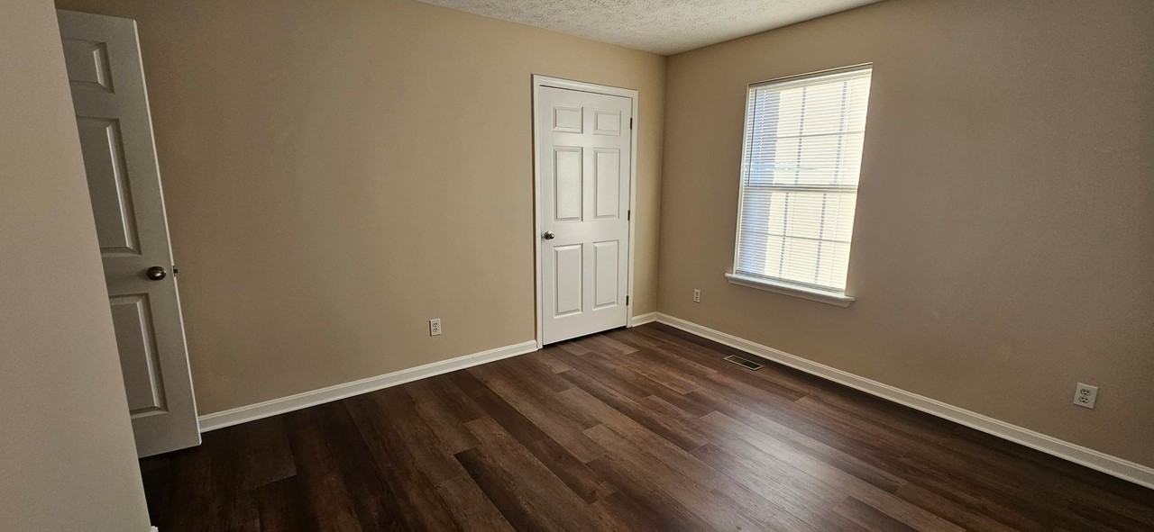 142 Wooded Oak Ct - Photo 7 of 9