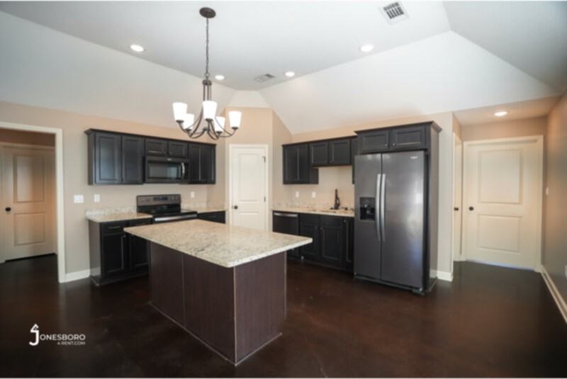 346 Wolf Grove Ln - Photo 2 of 16