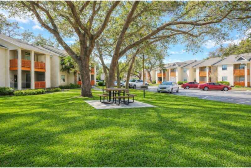 8120 8233 Omaha Circle Cir. - Photo 6 of 8