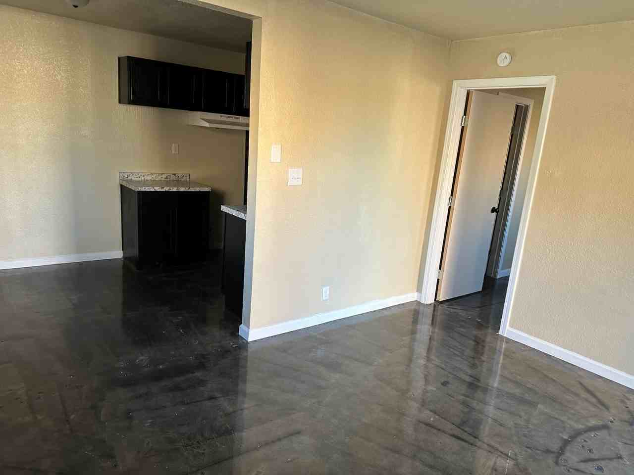 600 Montgomery Dr - Photo 4 of 14