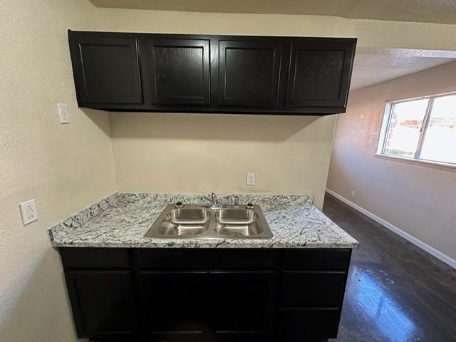 600 Montgomery Dr - Photo 6 of 14