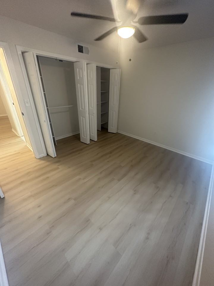 6044 Hohman Ave #105 - Photo 5 of 9