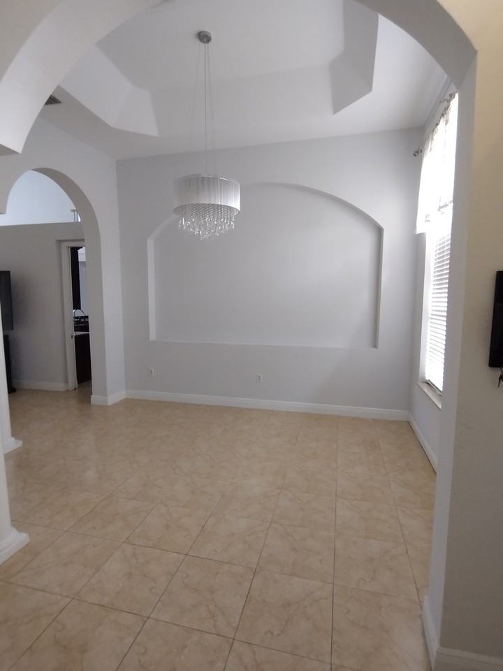 5011 Pinecreek Pl #NA - Photo 7 of 20