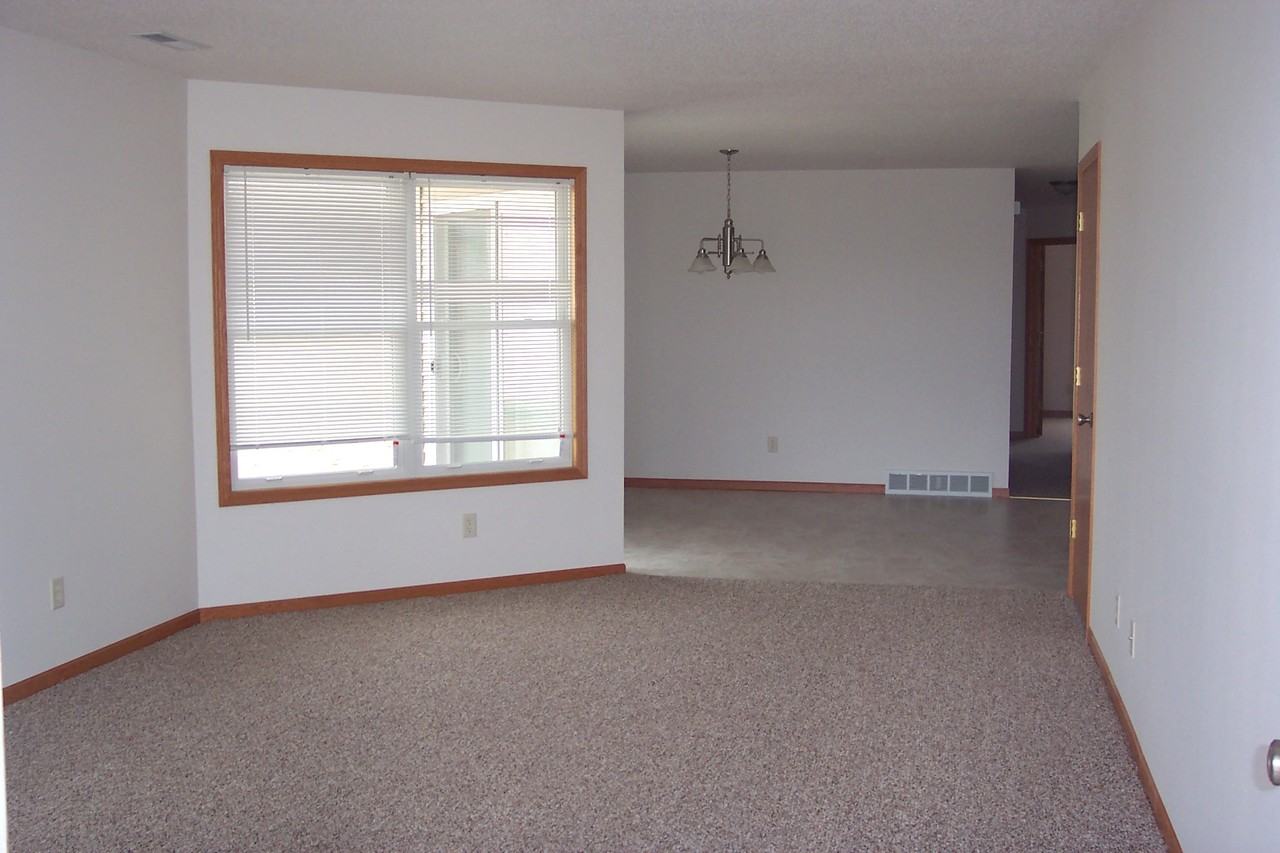 609 Landmann St #A - Photo 5 of 9