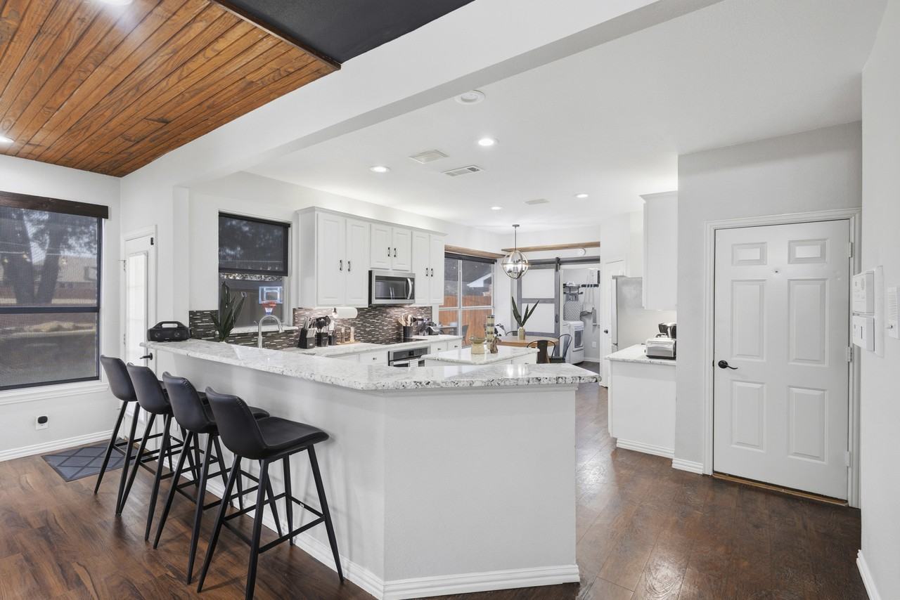 5717 Christy Ln #NA - Photo 5 of 47