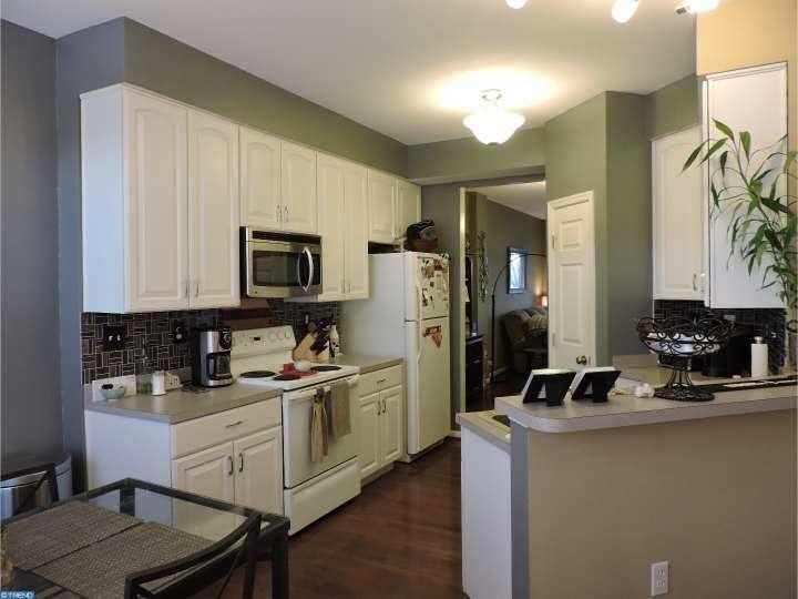 208 Turnbridge Ct - Photo 2 of 21