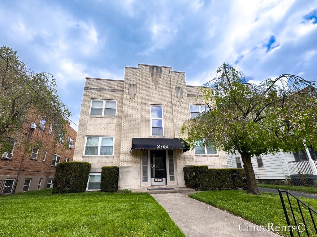 2786 Observatory Ave #7